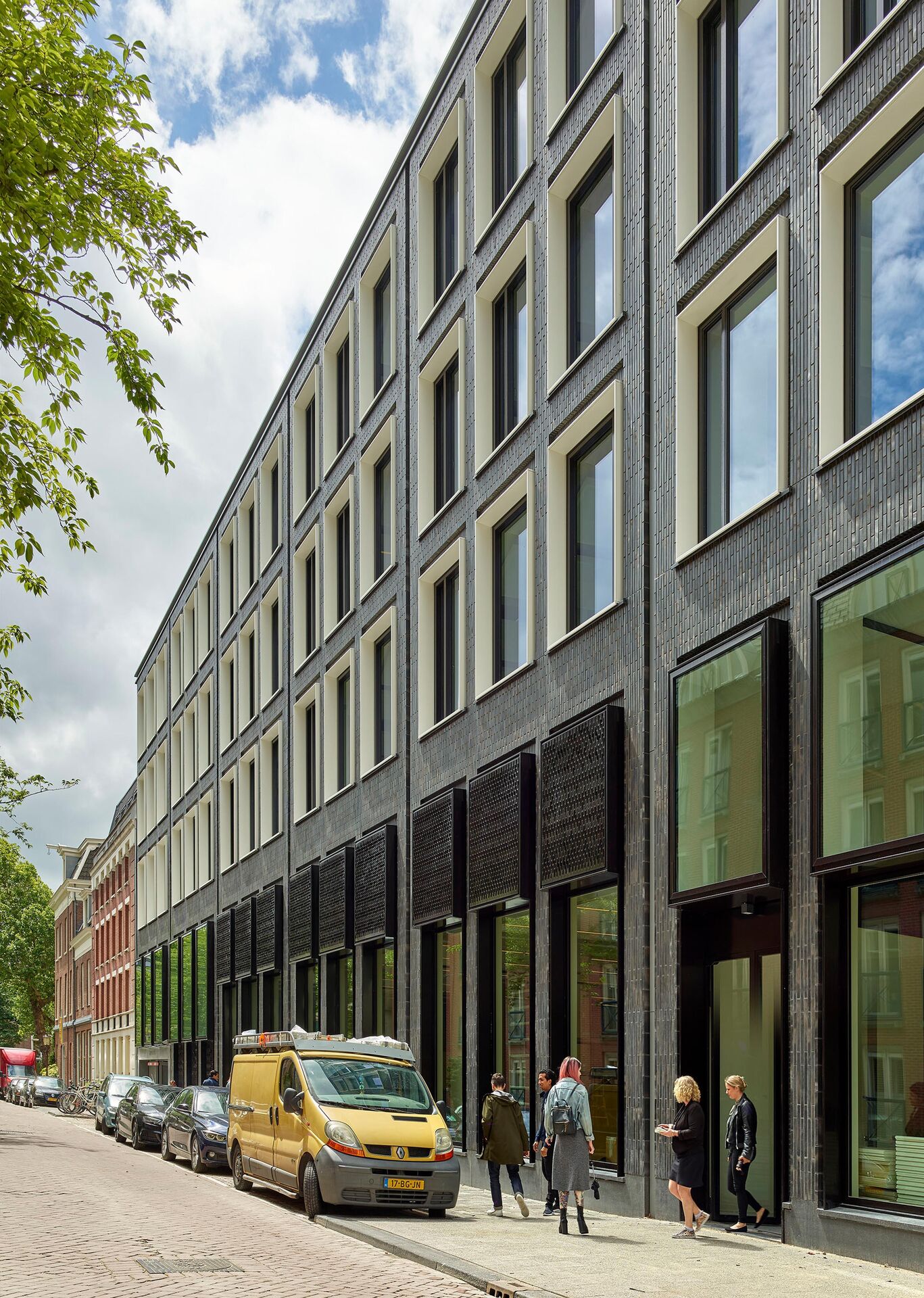 Facade Huidekoperstraat before-after 