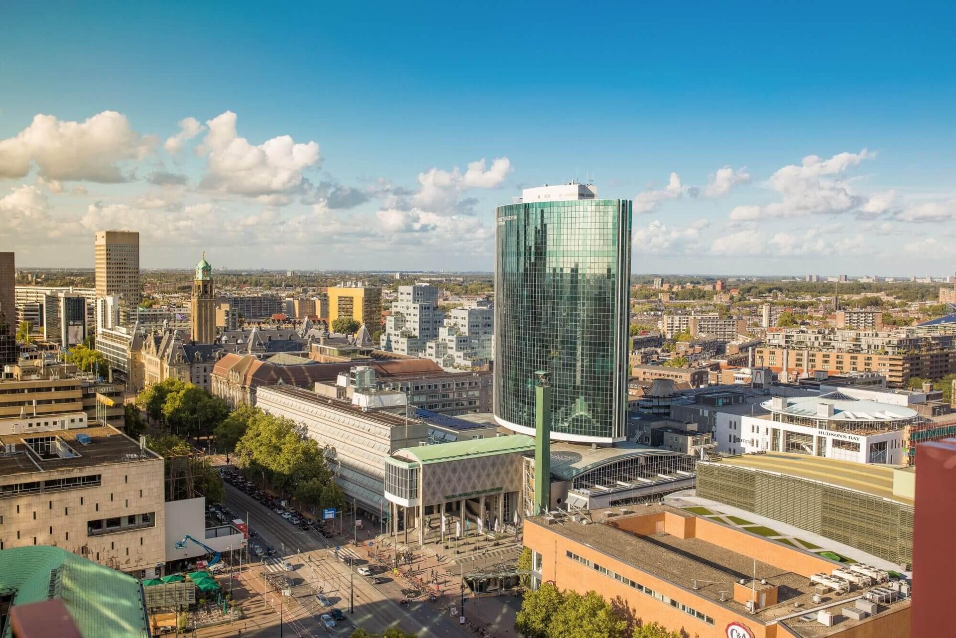 Gevelrenovatie van WTC Rotterdam is gestart